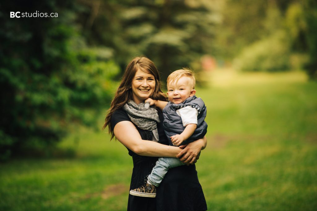 family session at hawerlak park. edmonton family photographer
