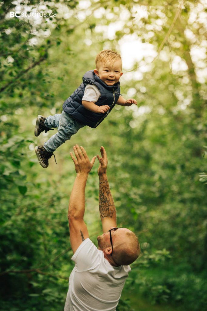 family session at hawerlak park. edmonton family photographer